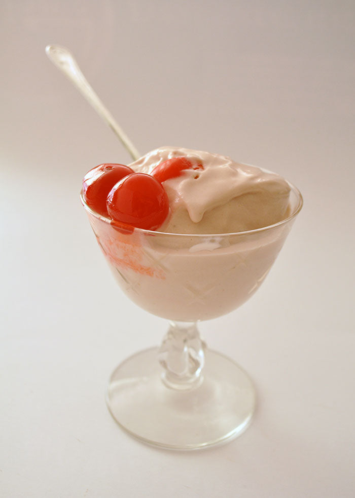 Calliope, Brandy Old Fashioed Ice Cream (Pint) scoop